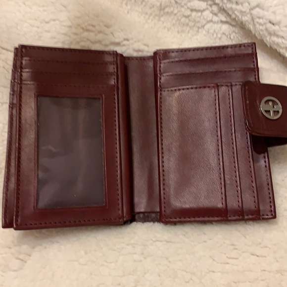 Wallet - Picture 2 of 6